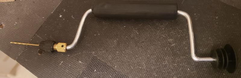 Installing the Chuck and the Head