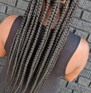 How to Do Knotless Braids on Natural Hair