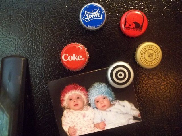 Super-Uber-Duper Easy Bottle Cap Magnets