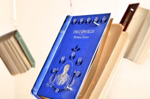 Make a Book Mobile