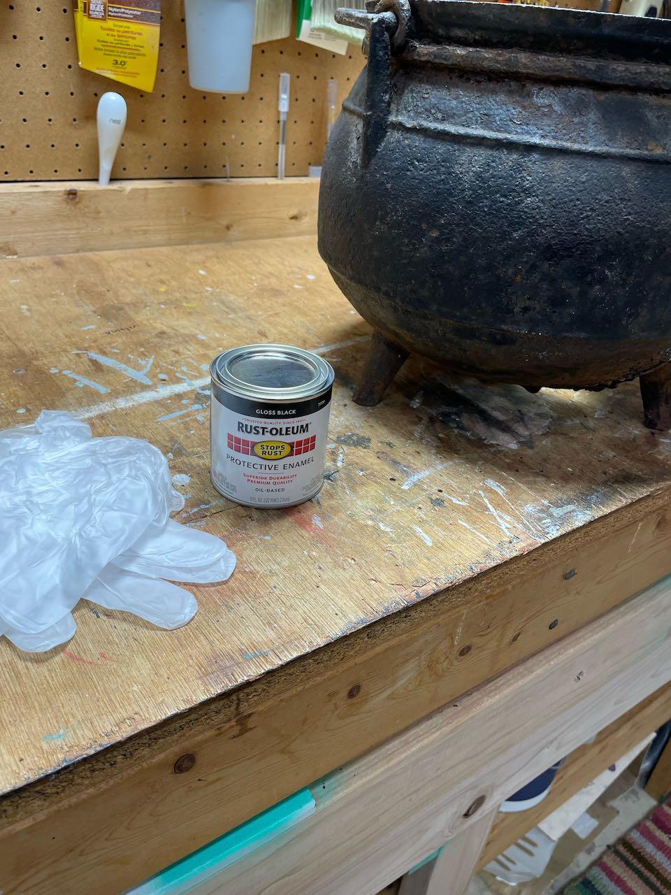 Restore an Antique Cast Iron Cauldron / Family Heirloom 5 Steps Instructables