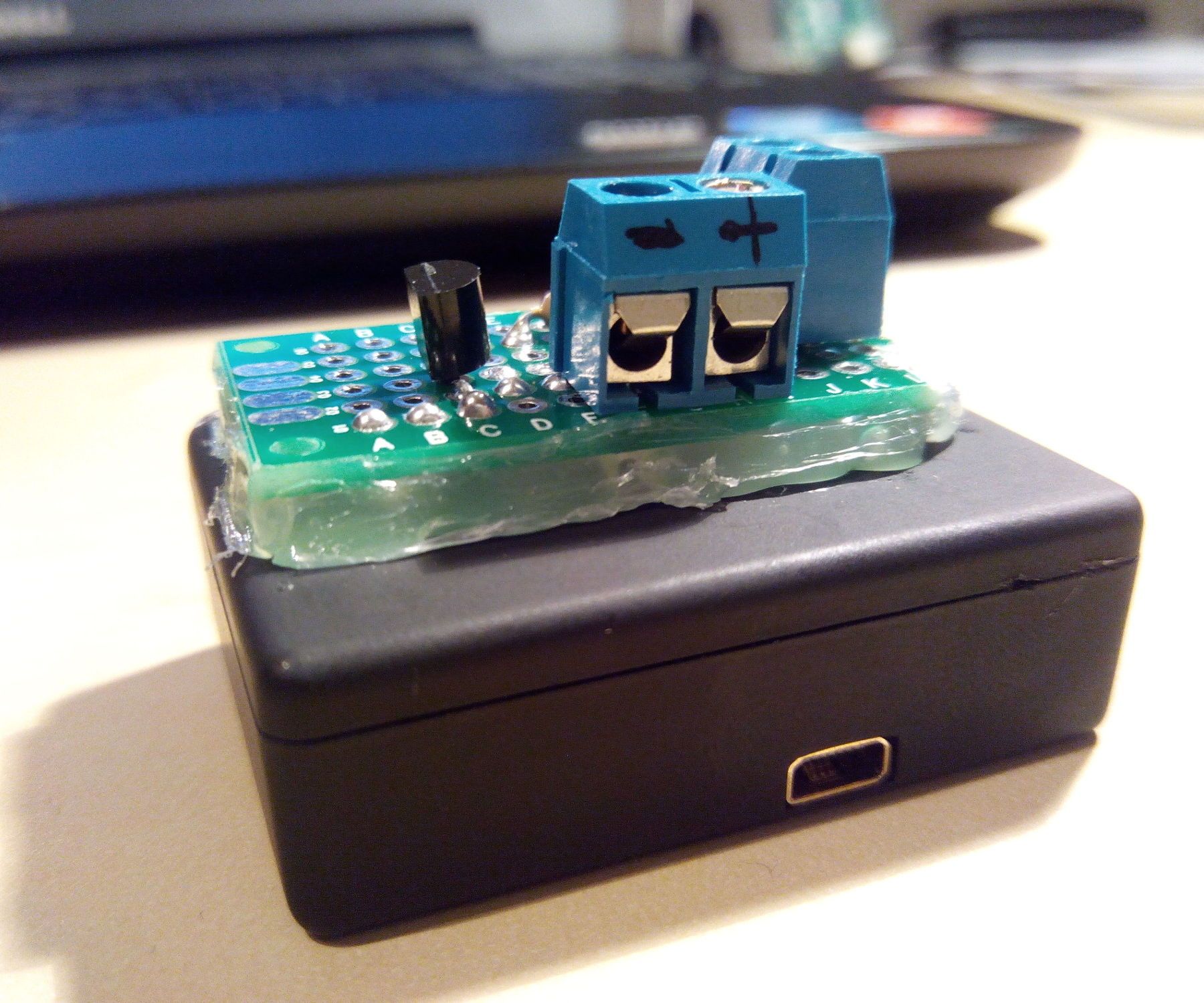 Simple & Cheap, GSM Controlled On/off Switch