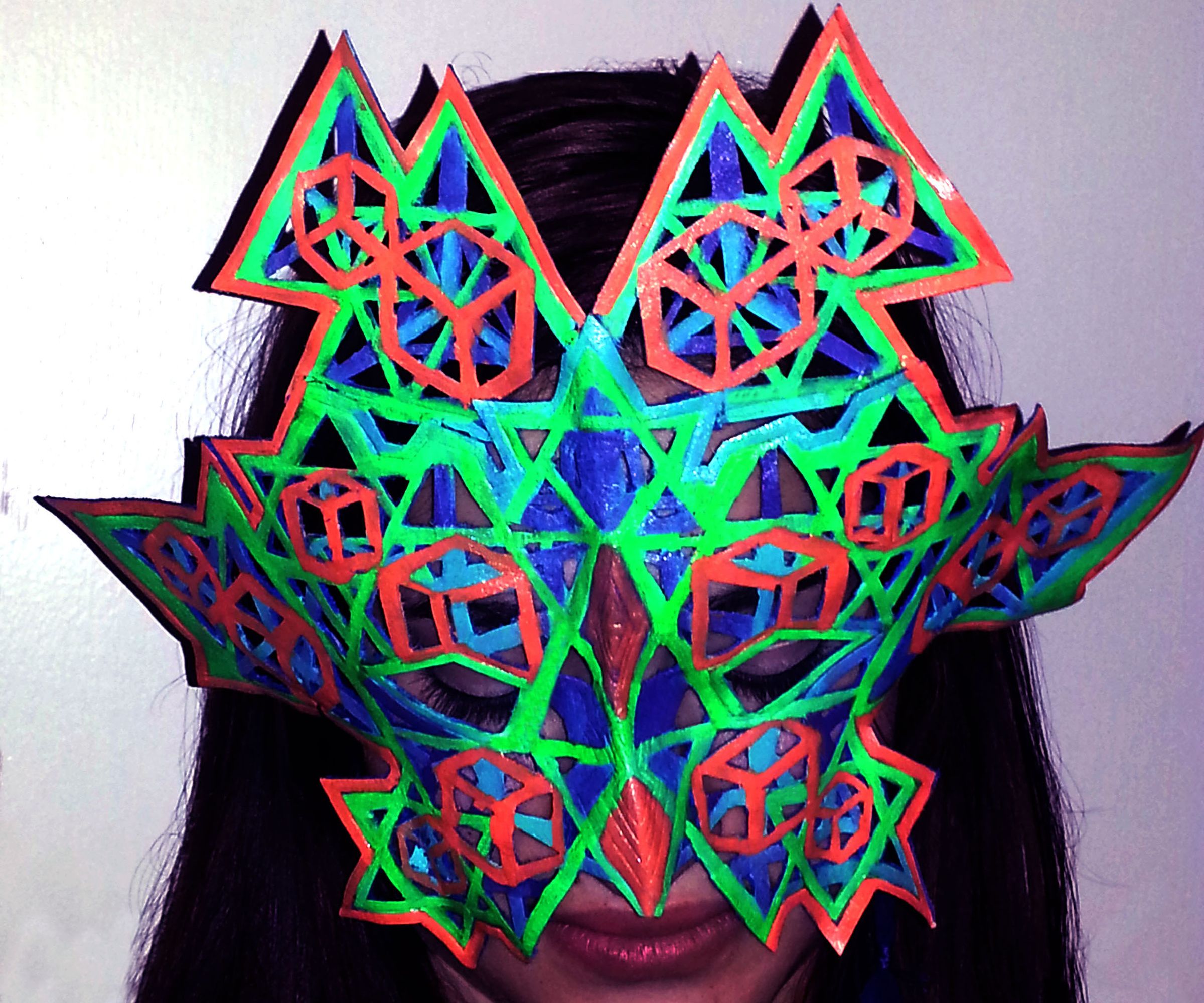 Leather & Glow : Cut-out Tessellate Mask