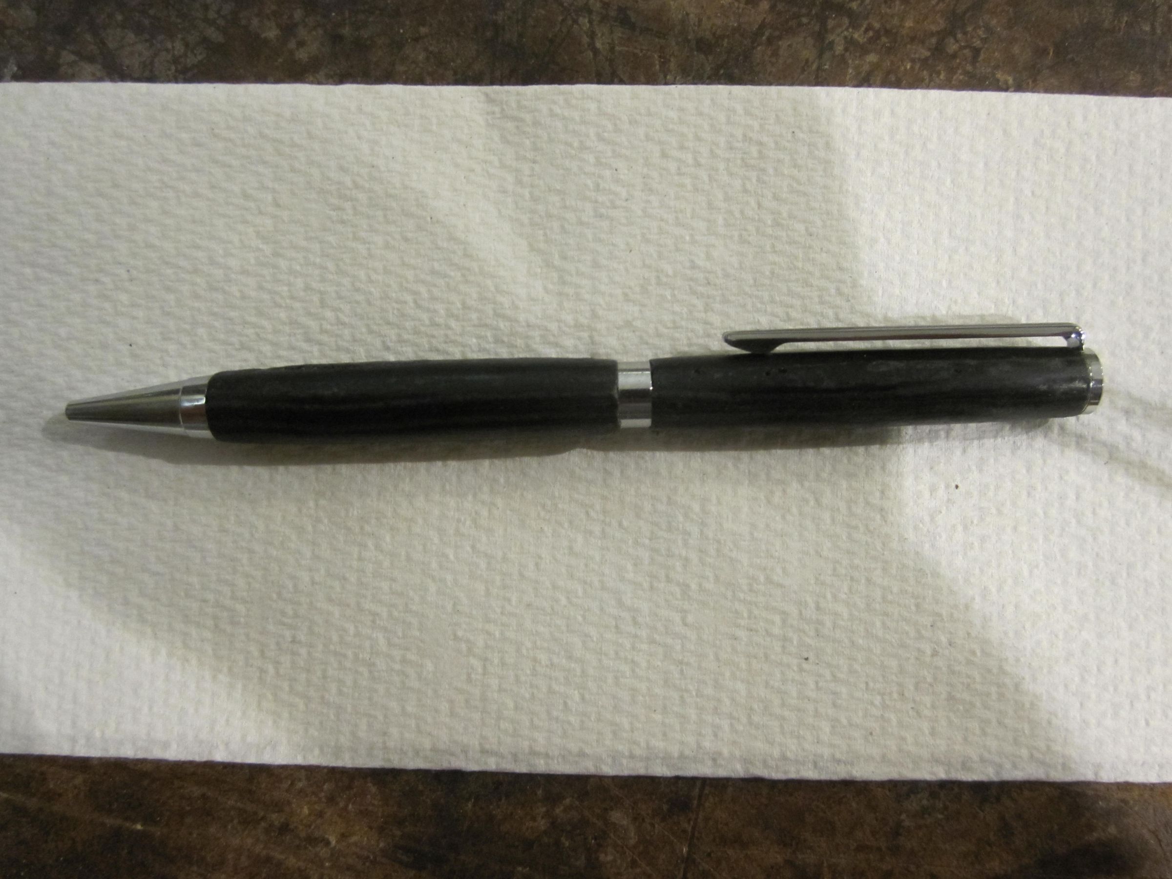 Turn leather belts into a pen