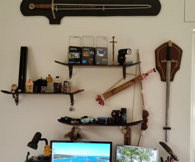 How to Make Shelves From Old Skateboard 