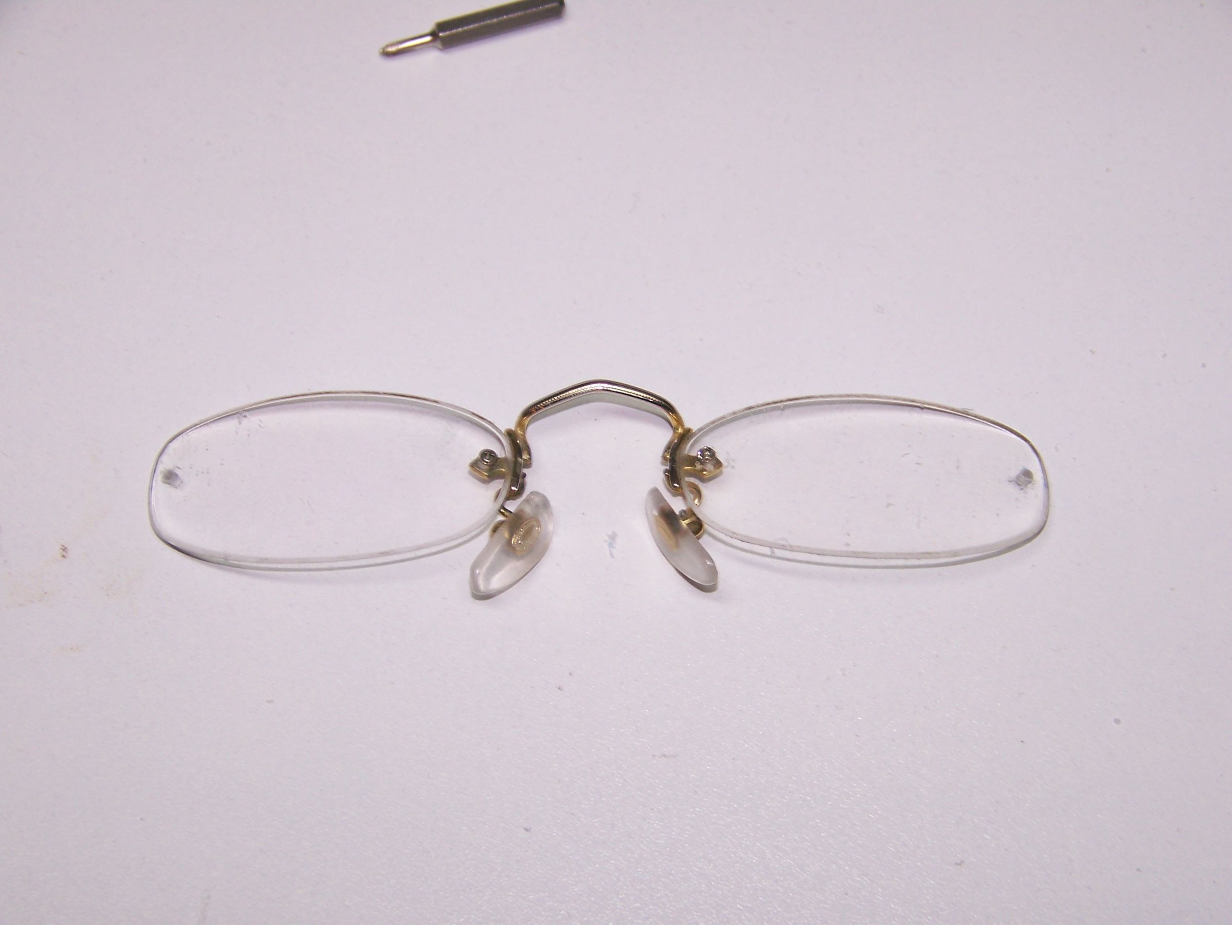 Super Easy Glasses Repair : 5 Steps (with Pictures) - Instructables