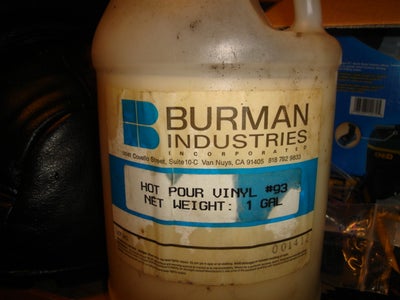 Hot Pour Vinyl