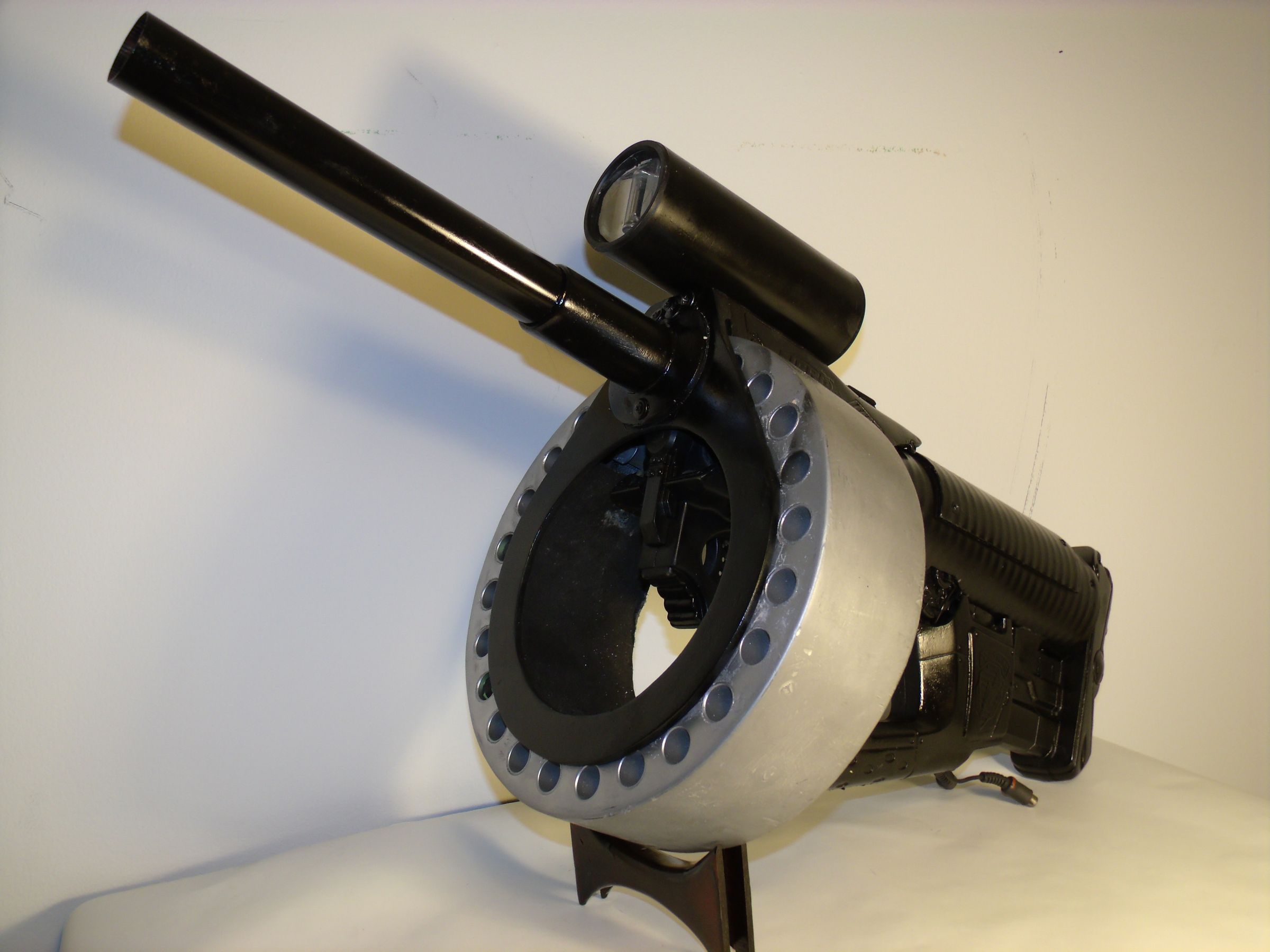 Build the Matrix "Auto-Shotgun", a Cool Nerf Version.