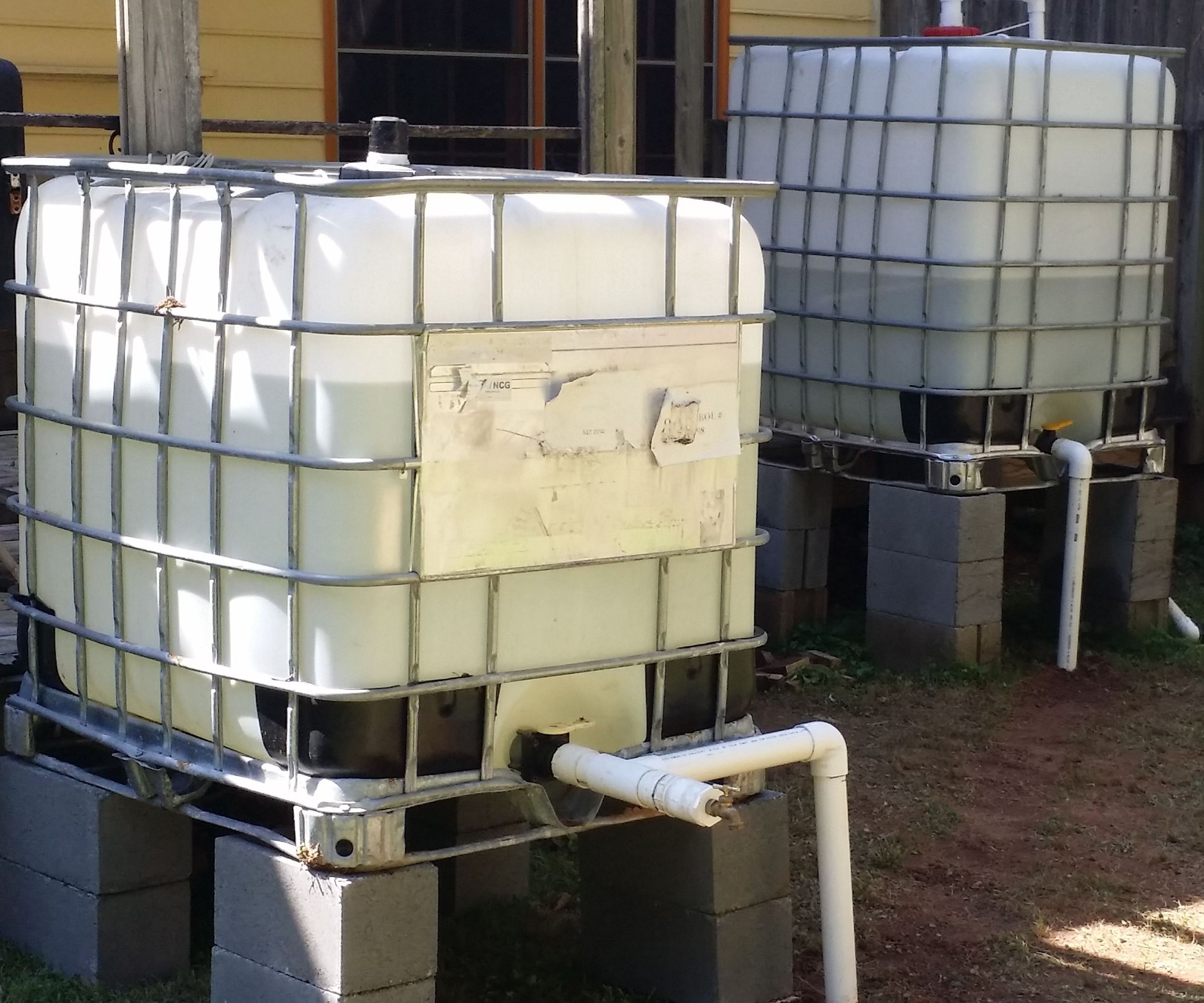 DIY 600 Gallons Rainwater Irrigation System