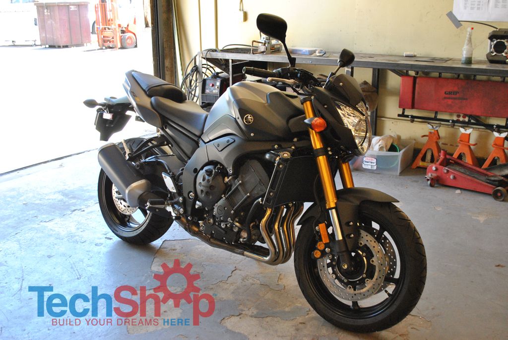 Yoshimura R77 Slip on Install.