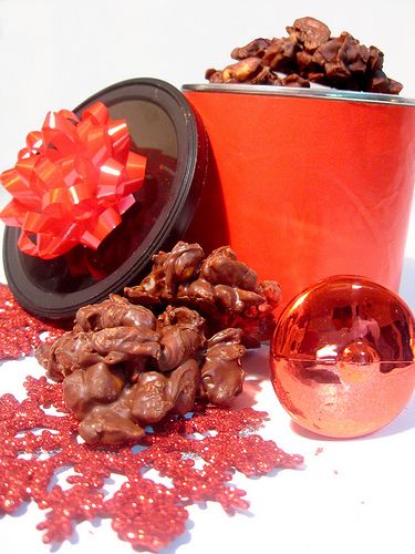Quickest, Easiest Christmas Candy: Nut Clusters