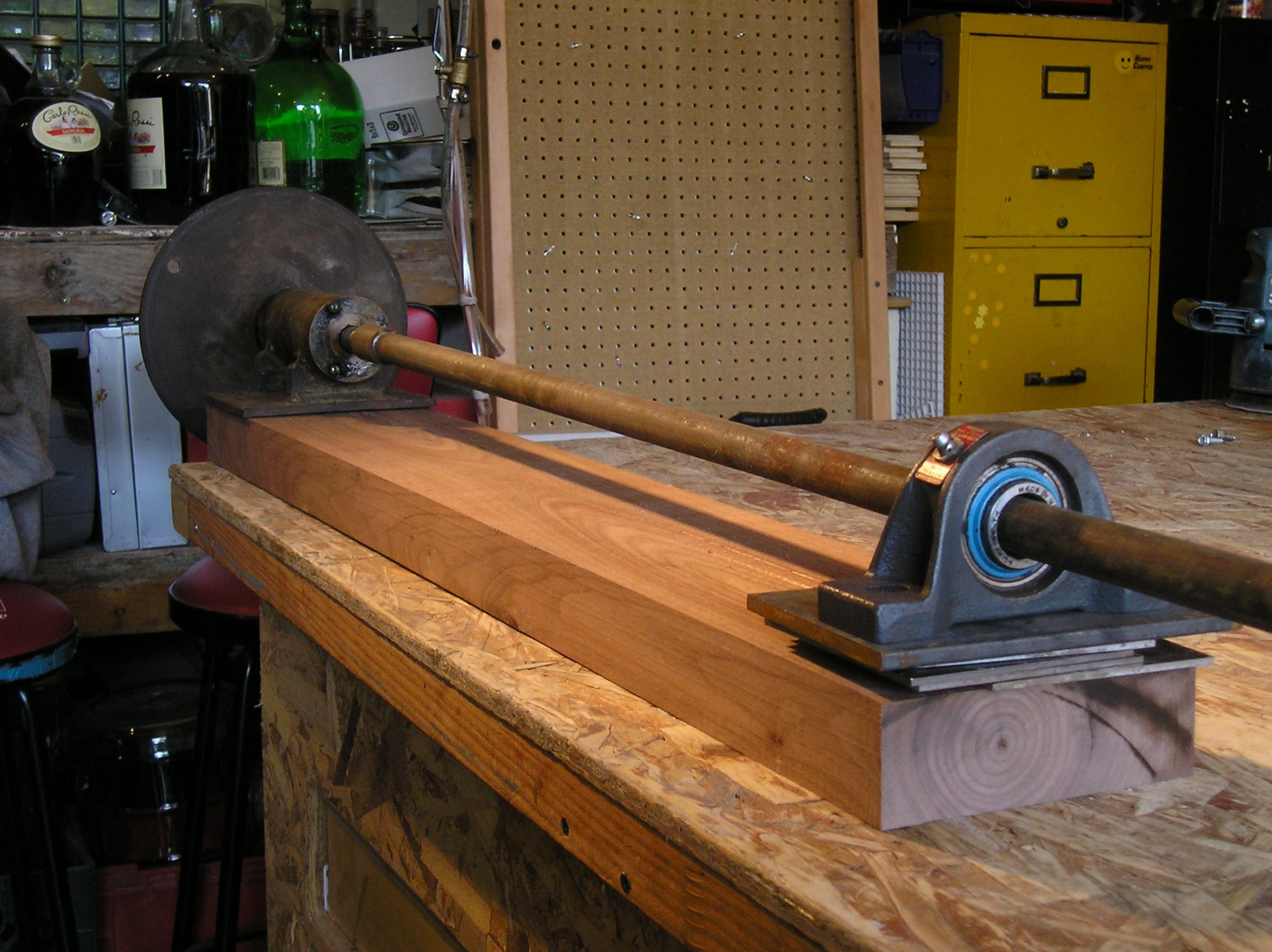 Making and Using a Hand Crank Lathe for Use With a Plasma Cutter 6