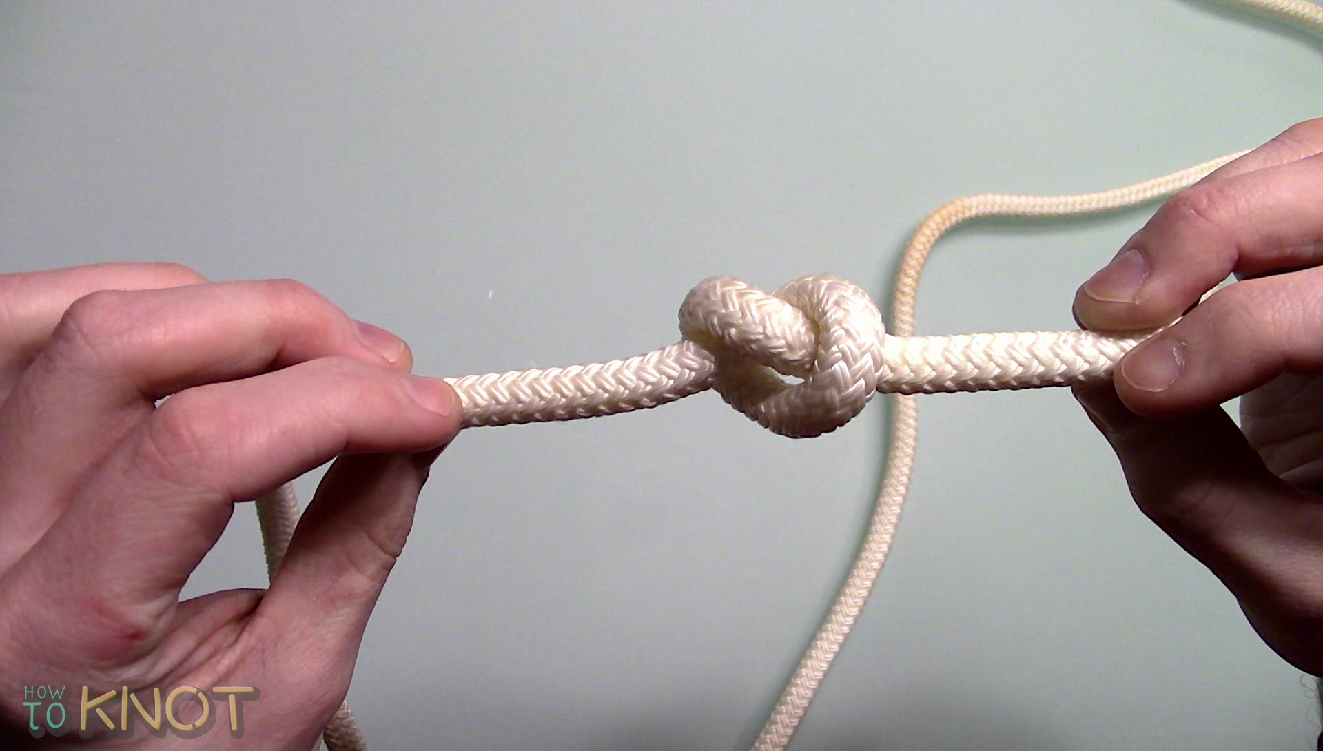 How to Tie an Overhand Knot Instructables