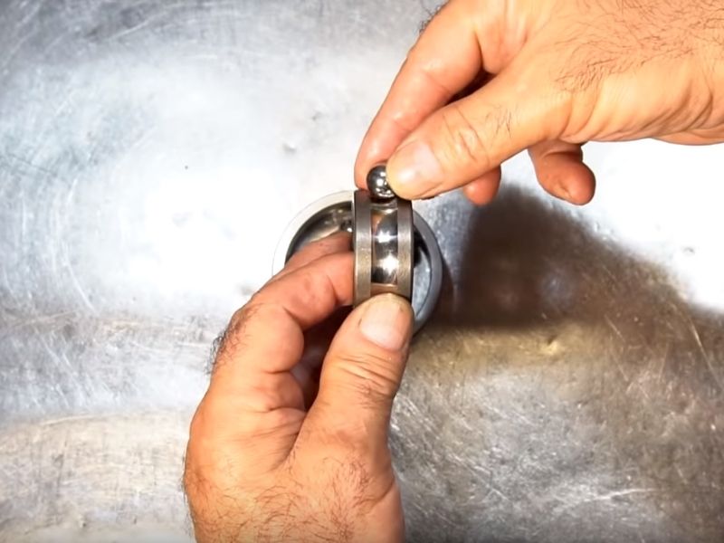 How to Remove, Mount and Install Ball Bearings 8 Steps