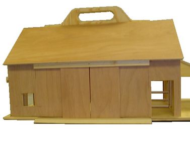 Barn, Toy