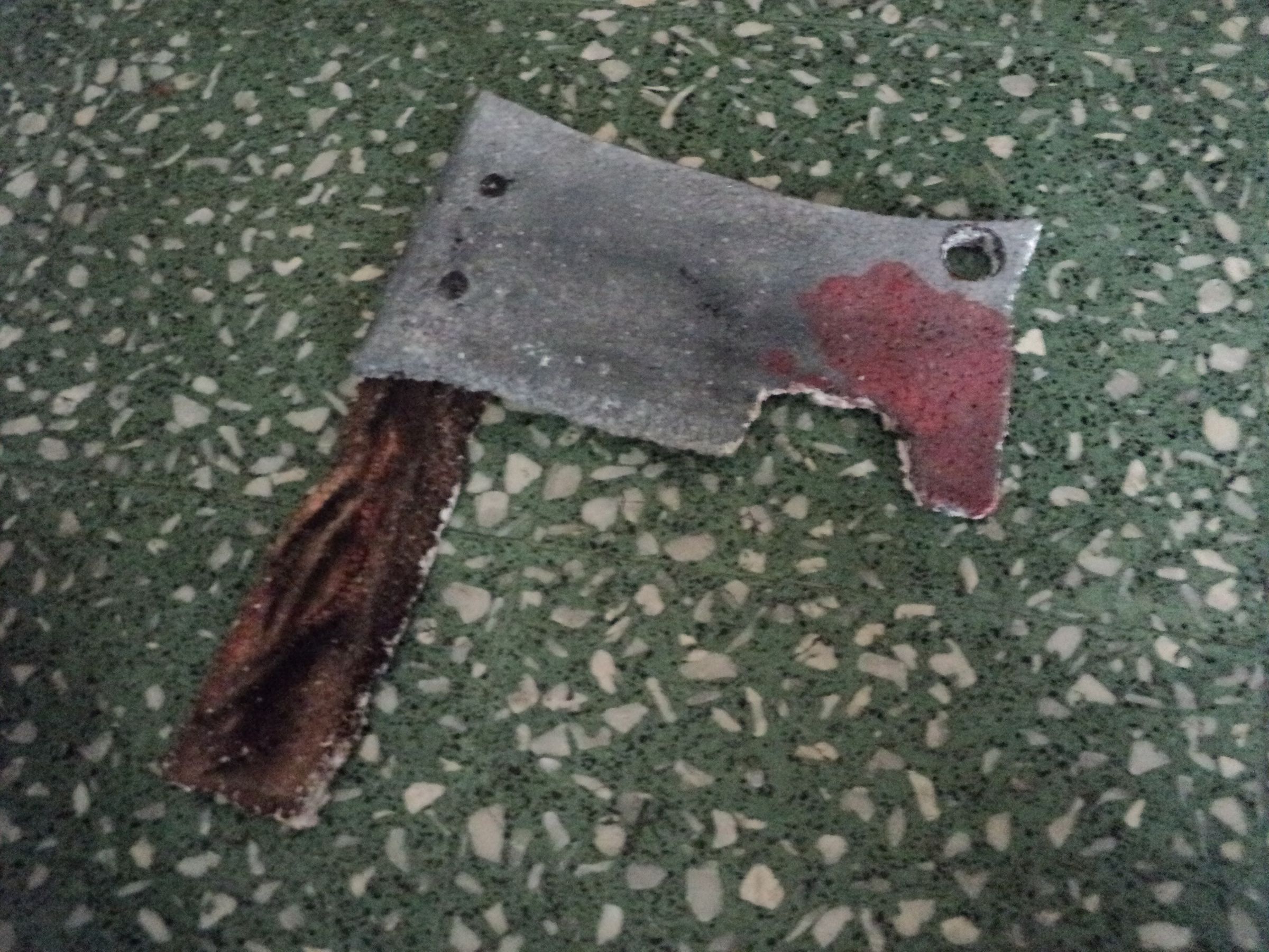 Esy to Make Artificial Knife Instructables