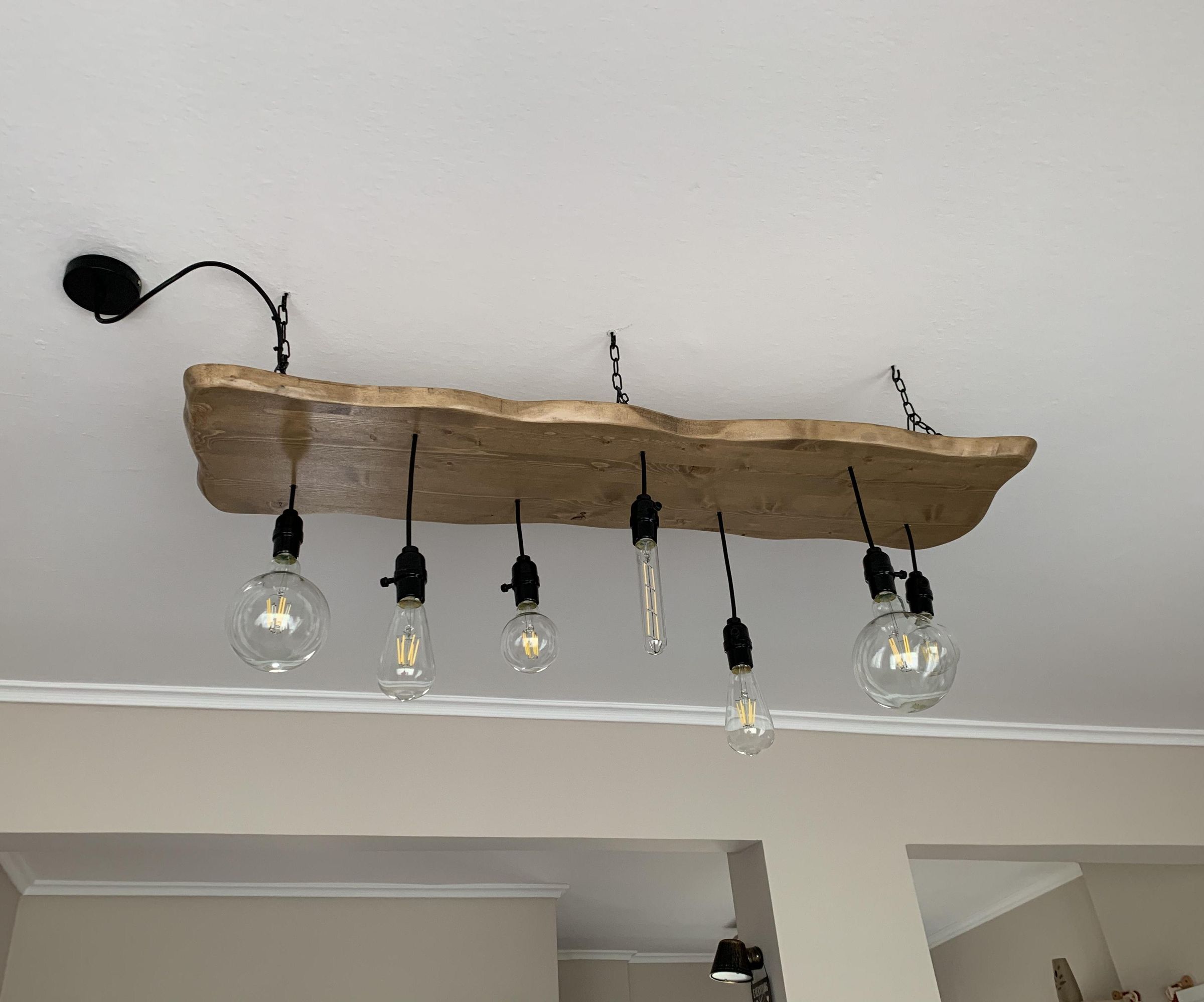 7-Lamp Wooden Lighting Pendant