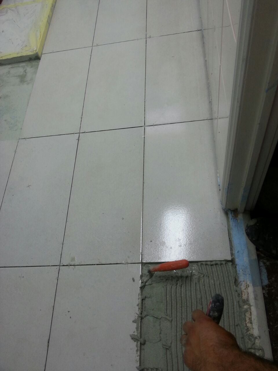 FLOOR AND WALL TILING