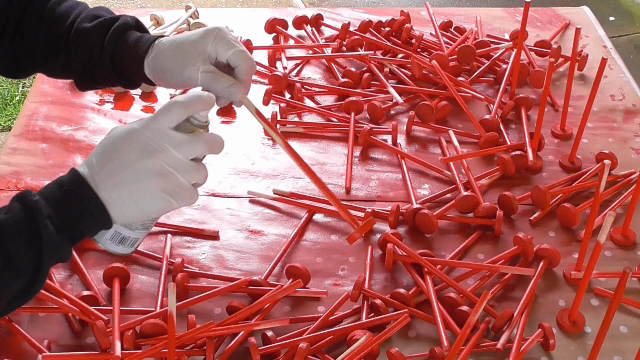 Giant Pin Art/pin Press : 4 Steps (with Pictures) - Instructables