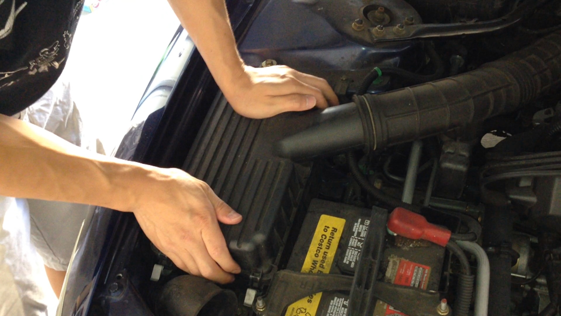 Tutorial: Replace 2002 Honda Accord Air Filter