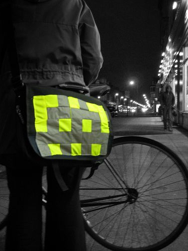 Big Bag Badges: Sew-on Hi-vis Badges for Cycling/running