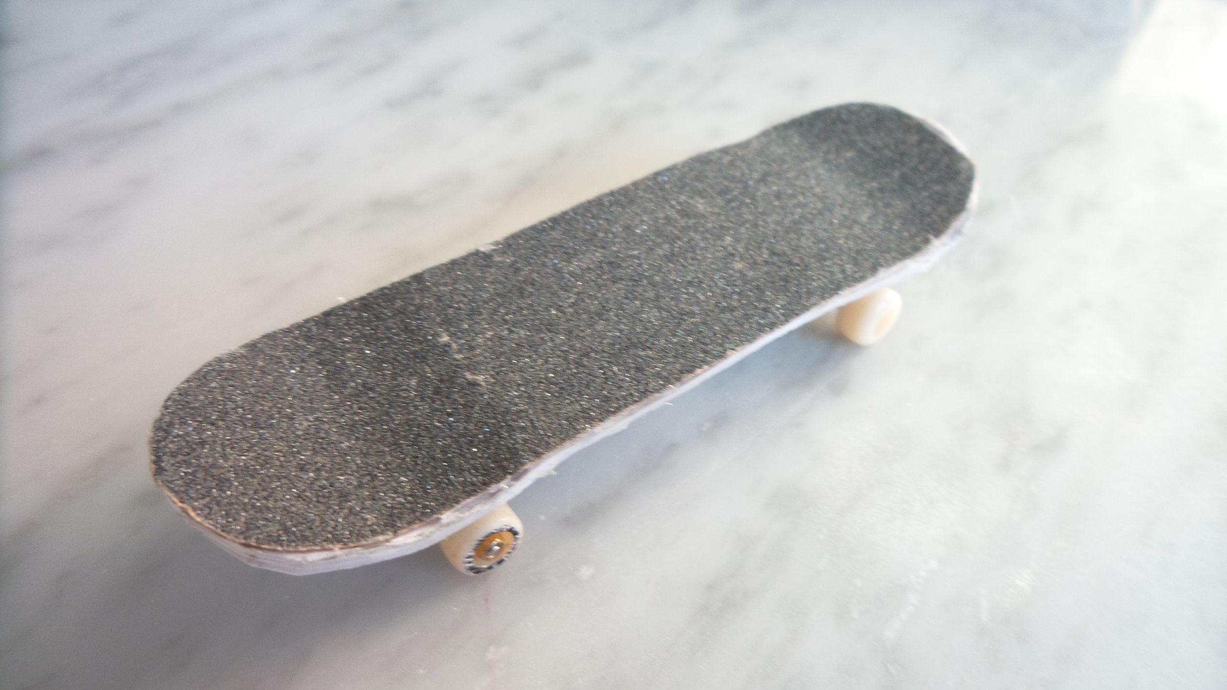 How To Make A Paper Fingerboard