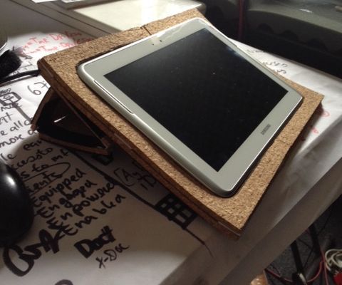 Case Para Tablet Con Corcho