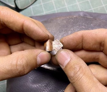 Make the Spurs of the Axes