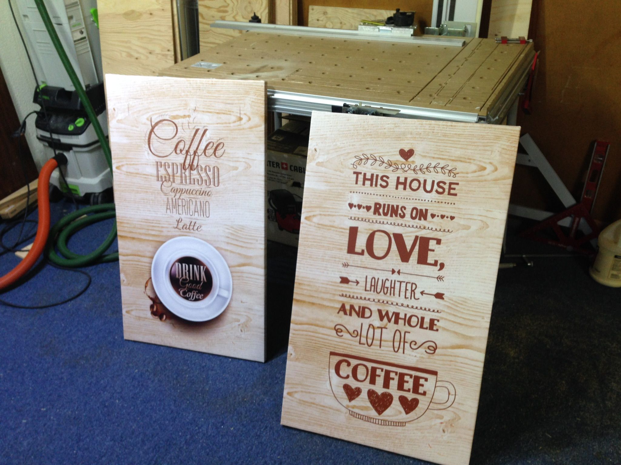 How to Make a Canvas Wrapped Floating Picture Frame Cheap and Easy 5