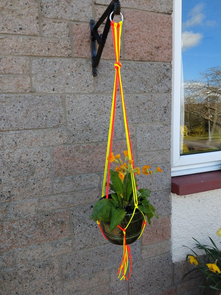 How to Make a Paracord Plant Hanger : 12 Steps (with Pictures) -  Instructables