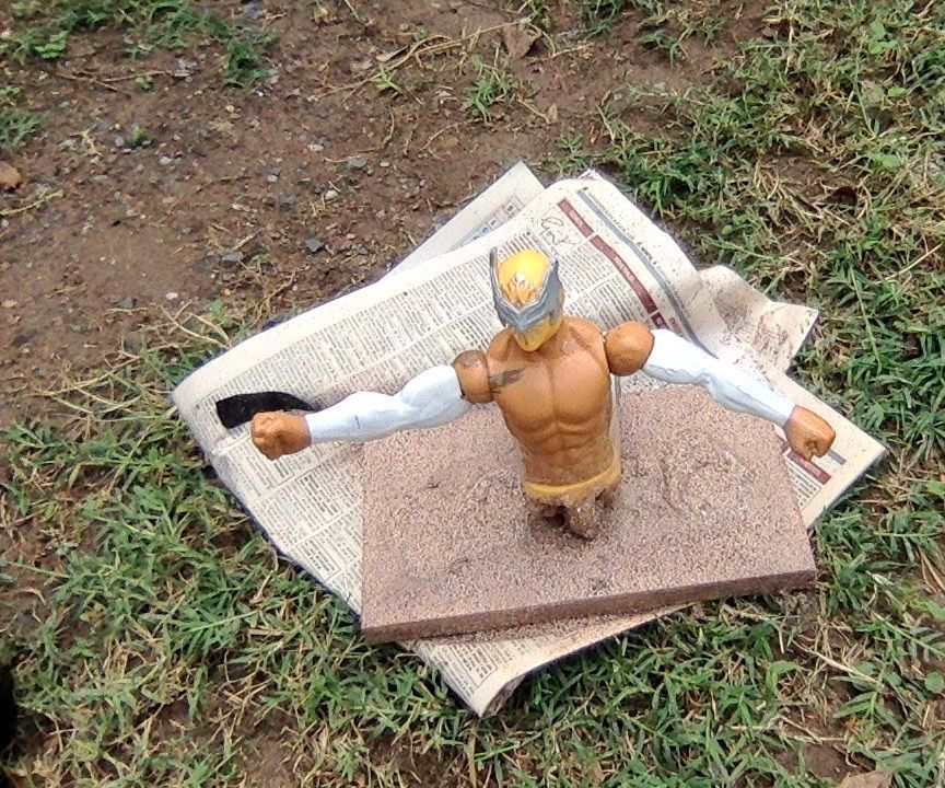 How to Restore a Broken Plastic Super Heroe