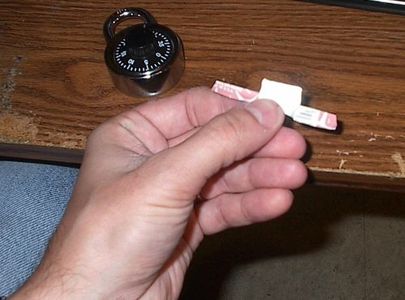 Padlock Shim From Can Without Tools 8 Steps Instructables
