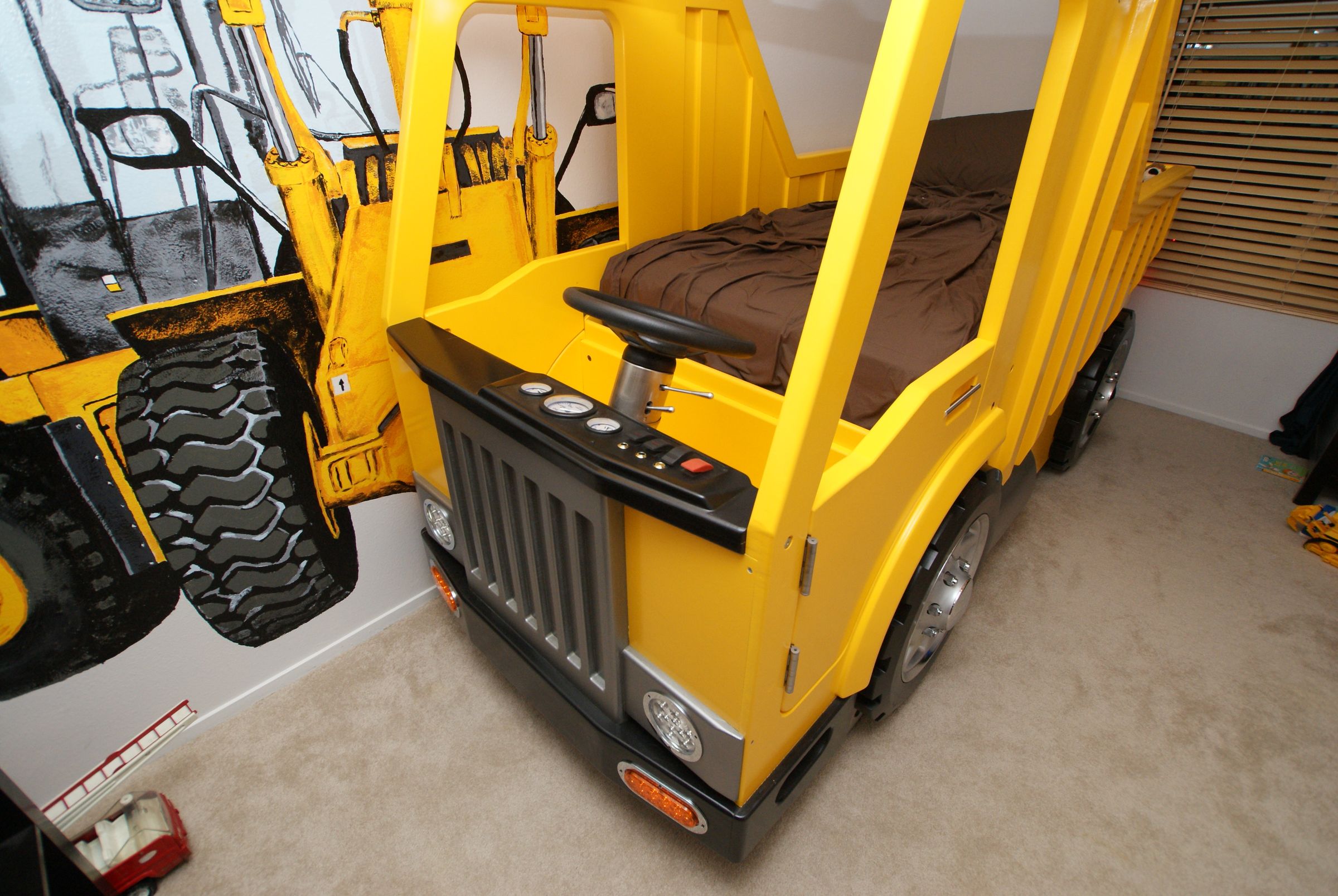 Building a Dump Truck Bed With Front Loader Book Shelf 7 Steps (with