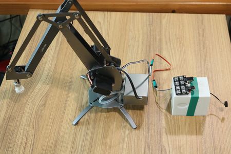 UARM WITH VOICE CONTROL – EASYVR MODULE : 6 Steps - Instructables