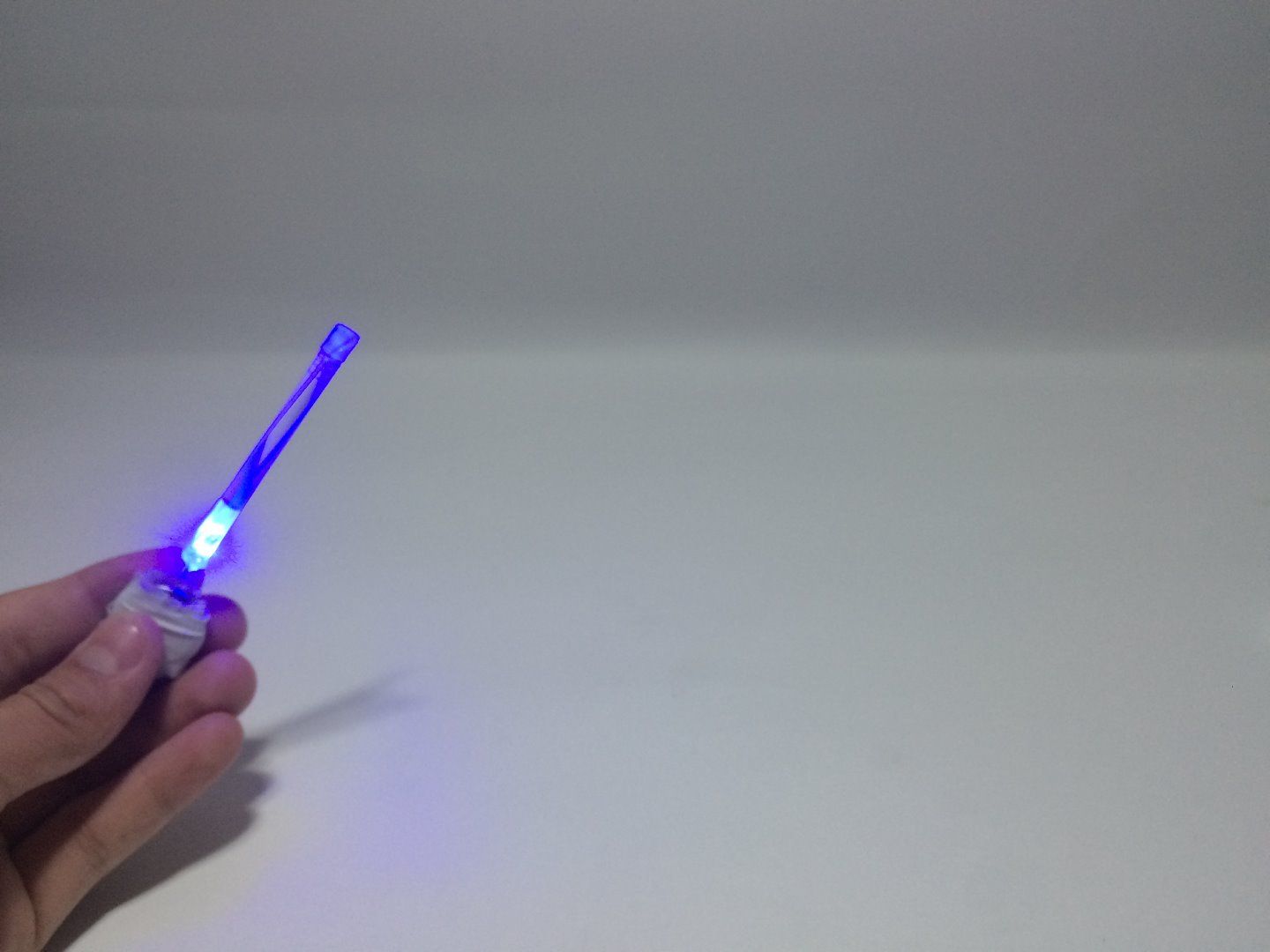 How to Make Straw Glow Stick (DIY Homemade Glow Stick) 4 Steps
