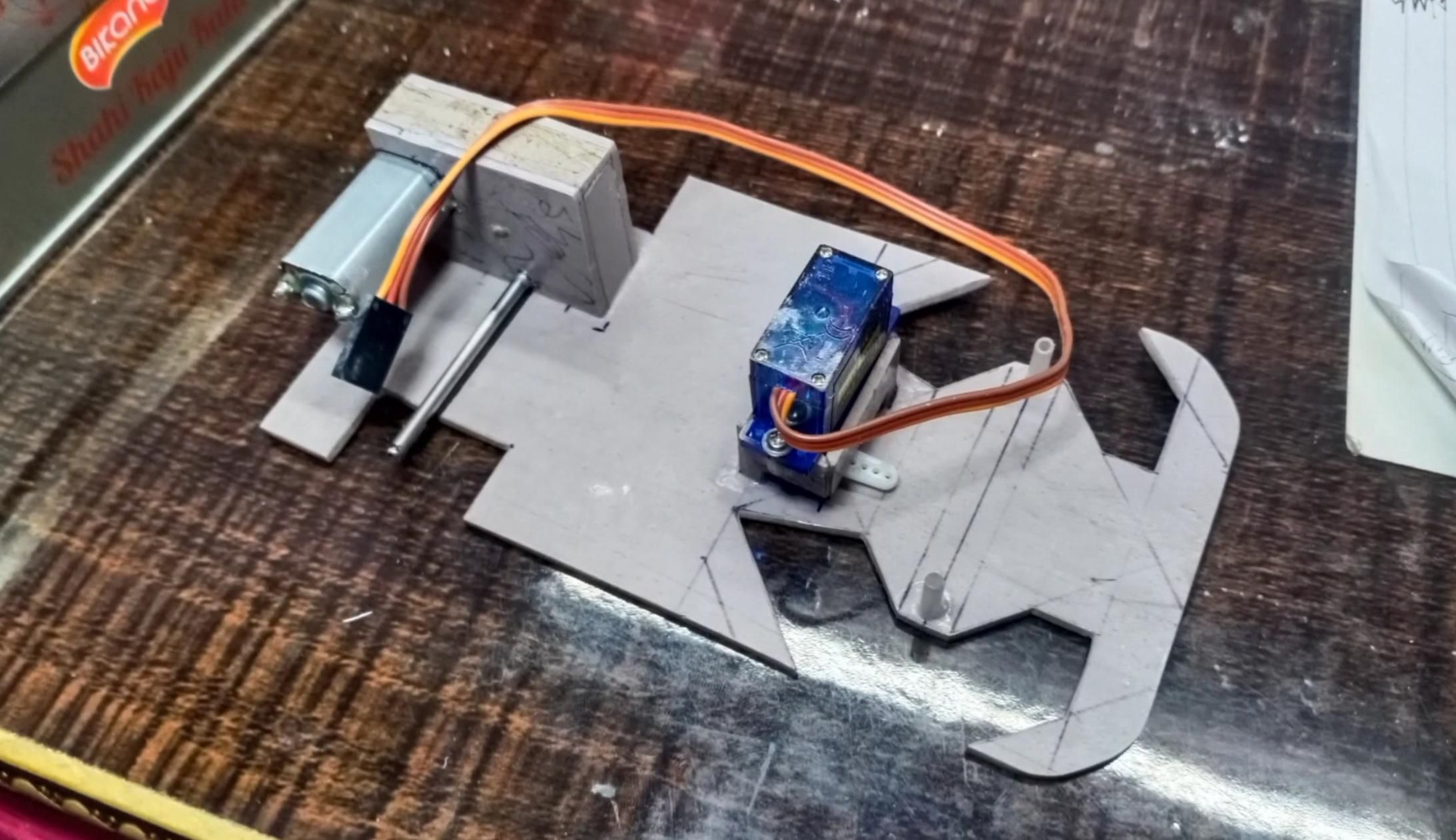 ภาพขั้นตอนประกอบ Gearbox และระบบส่งกำลังของ IoT RC Car