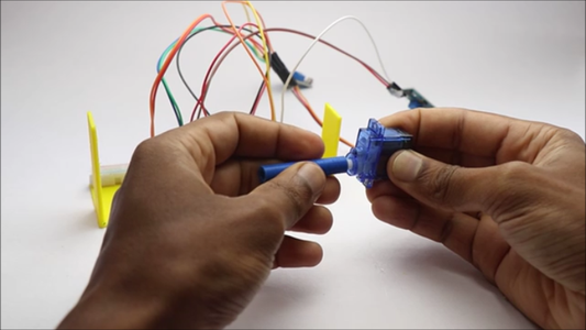 Automatic Solar Tracker Using 3D Printed Parts and Arduino : 5 Steps ...