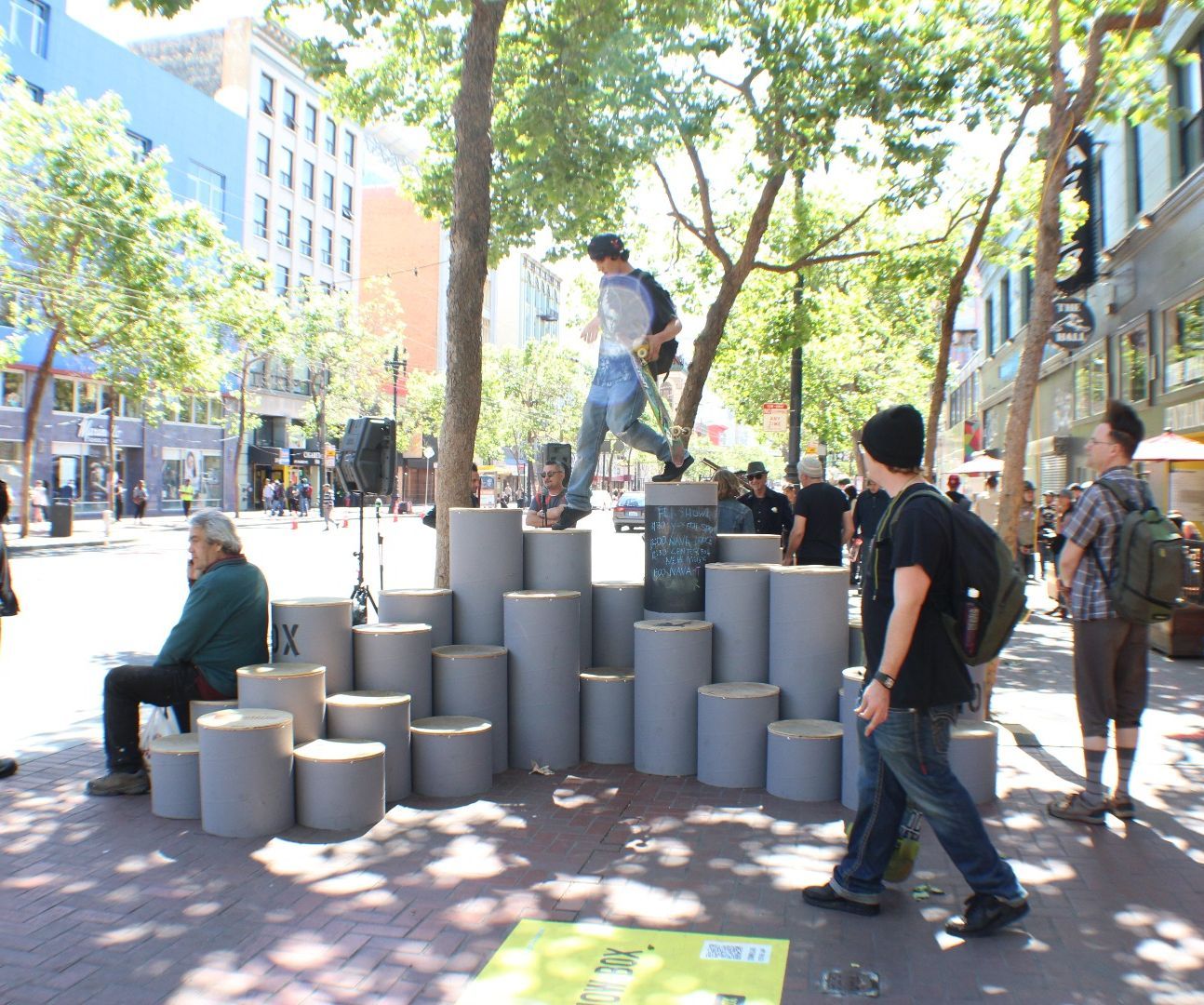 ShowBox - Create Your Own Street Stage and Seating
