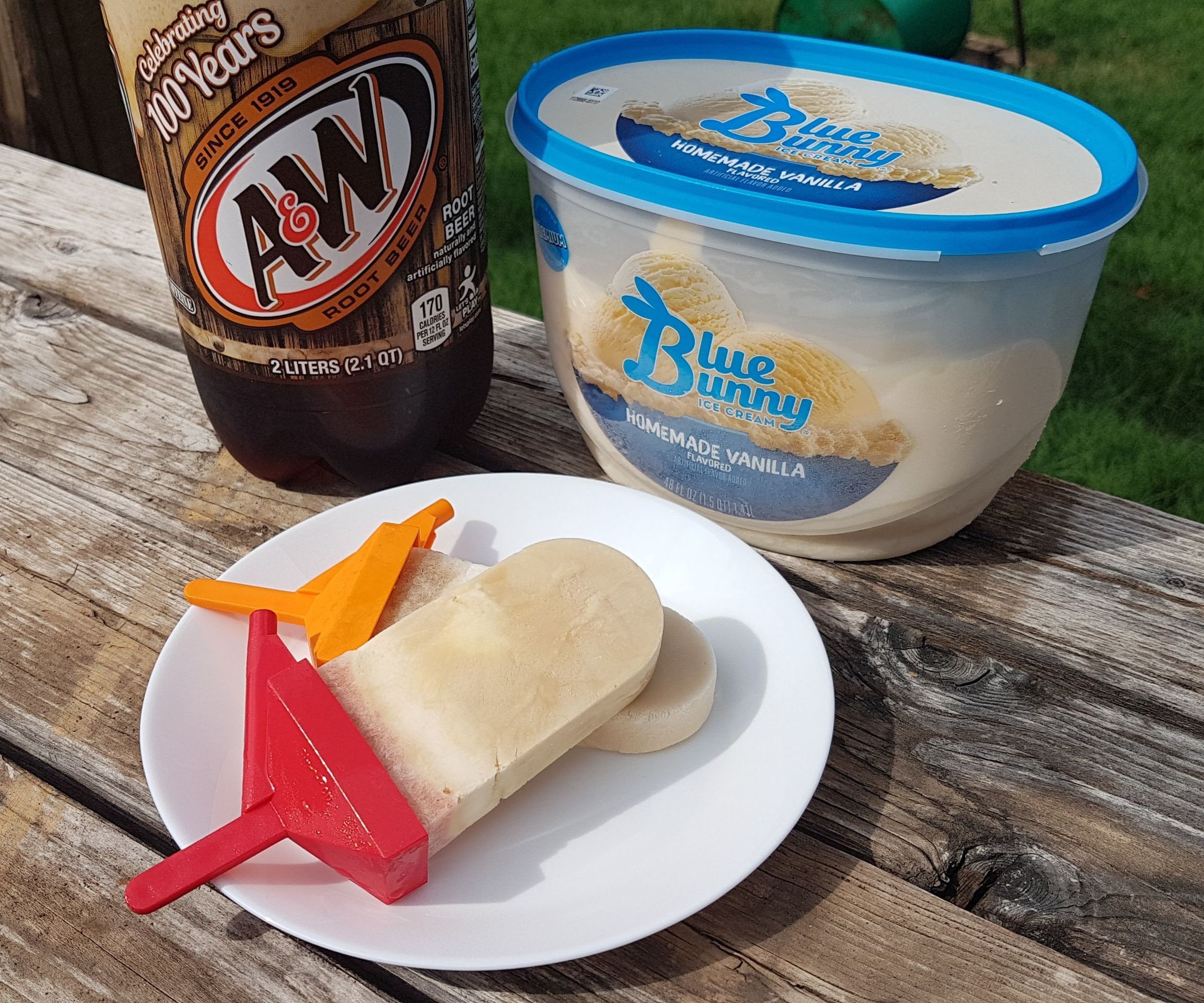 Root Beer Float Pops