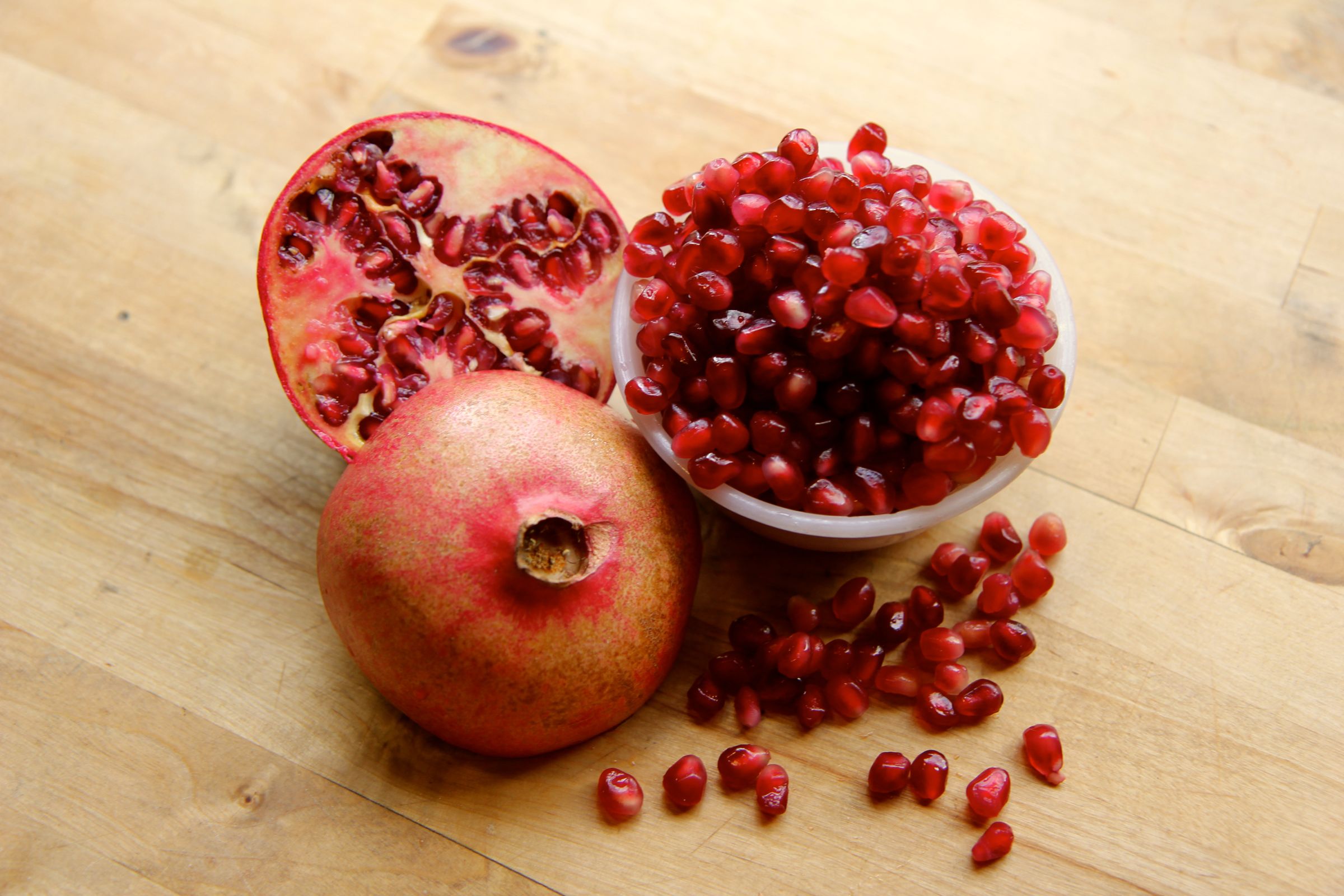 How to Deseed a Pomegranate