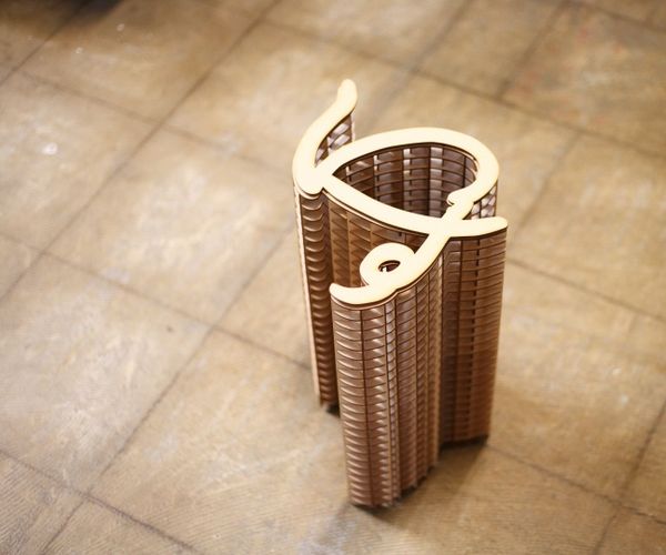Hiragana Stool "いす"