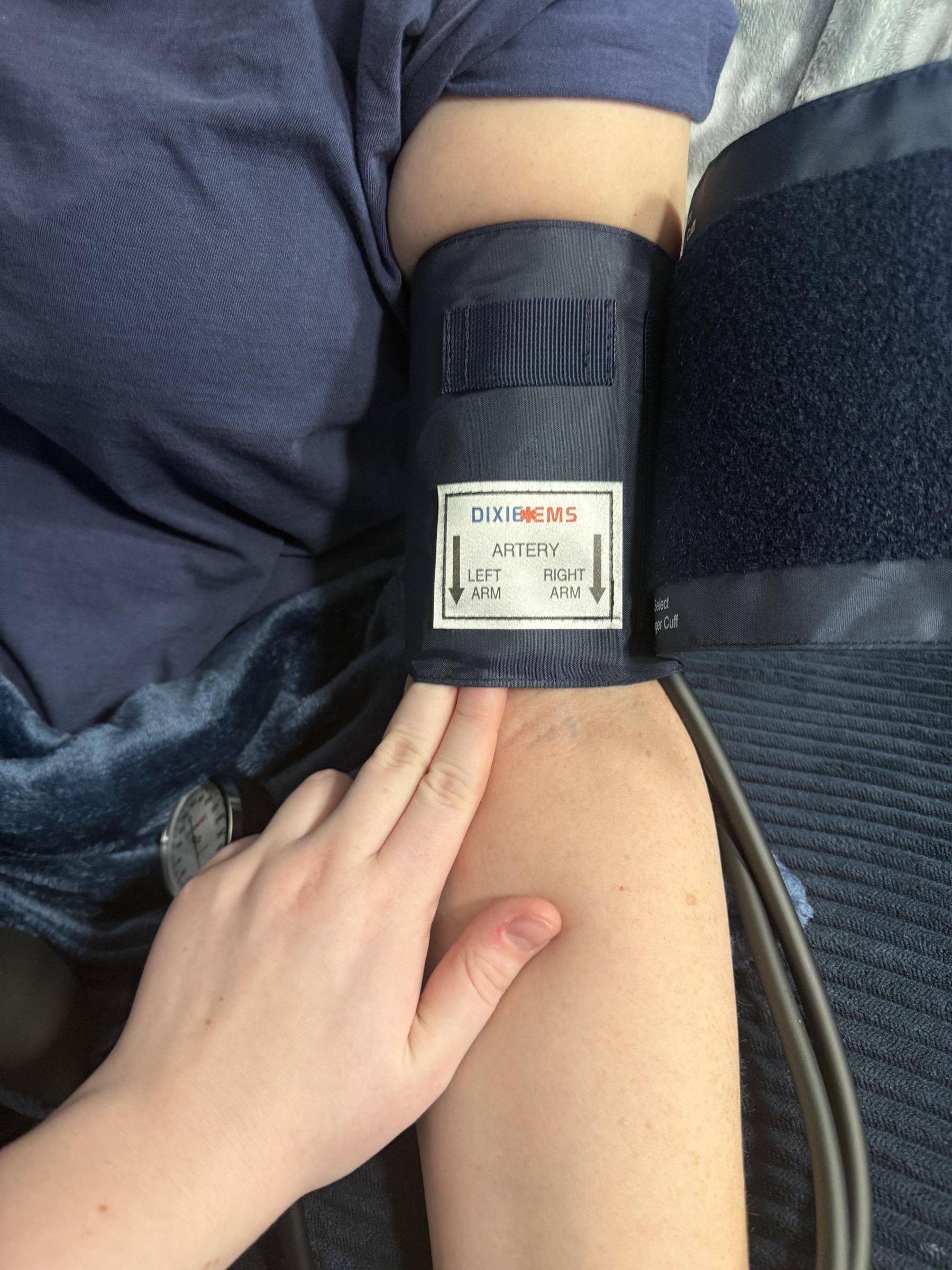How to Measure Blood Pressure Using a Cuff and Stethescope : 10 Steps ...