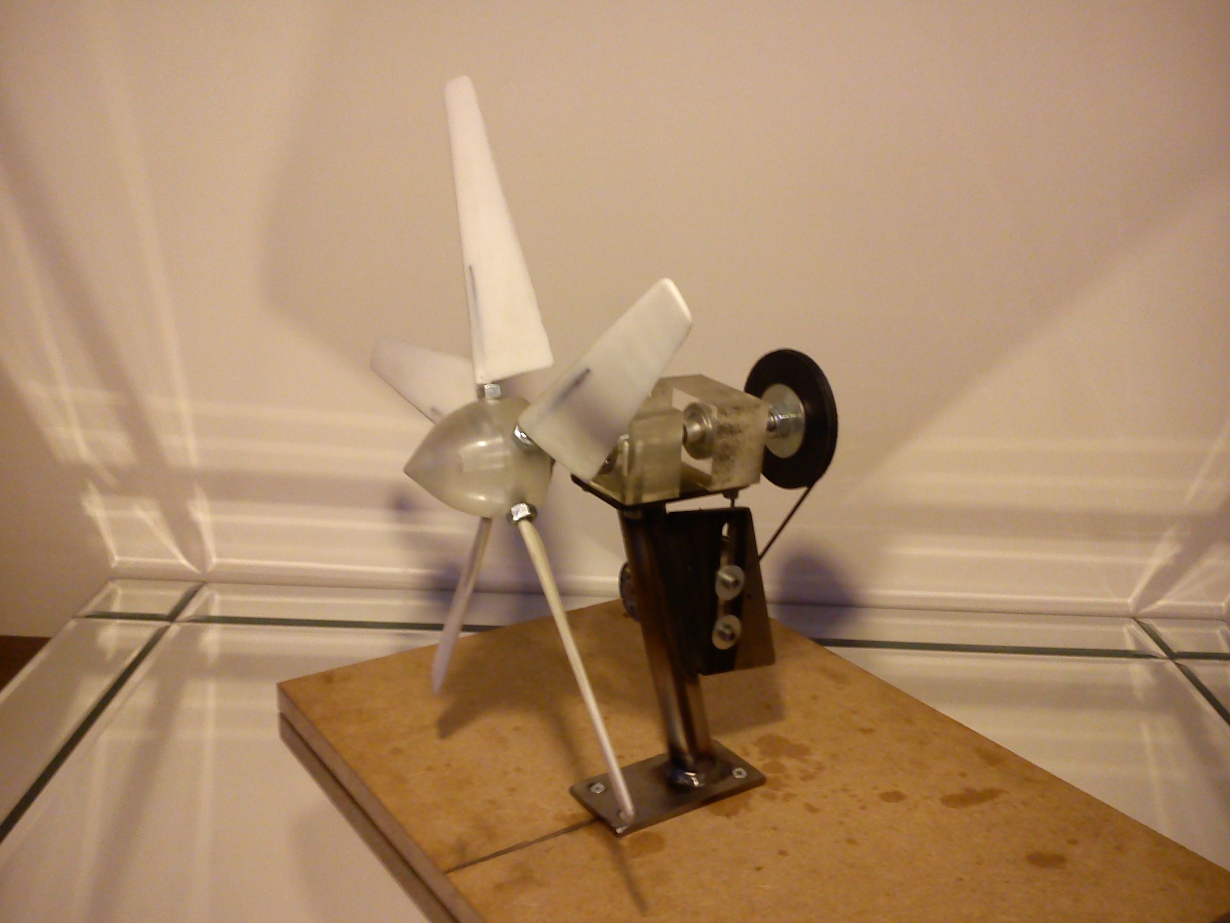 Small Scale Wind Turbine