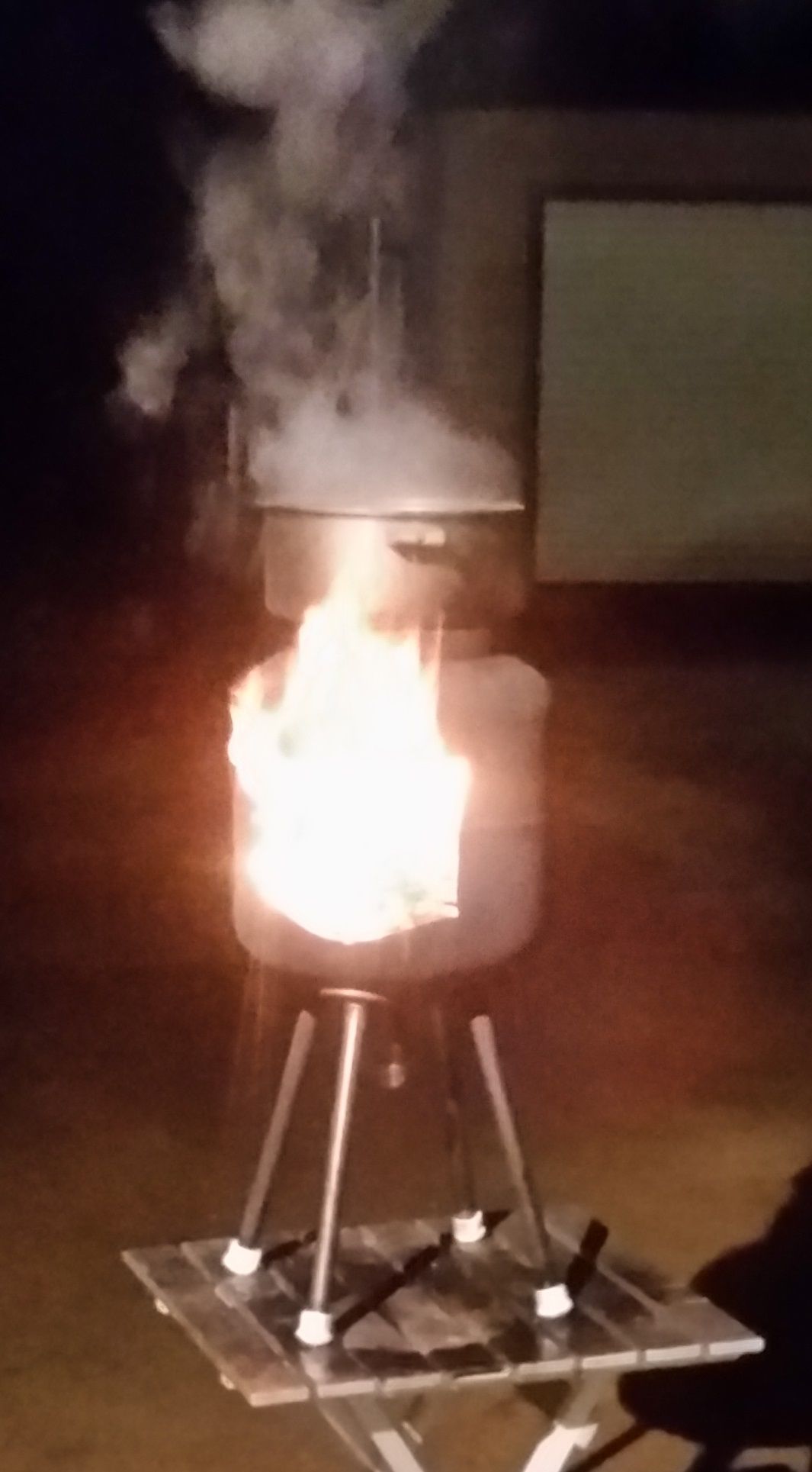 Fuego Prime the Transforming Flaming Scarecrow/Fire Pit/Patio Heater/Camping Stove 9 Steps