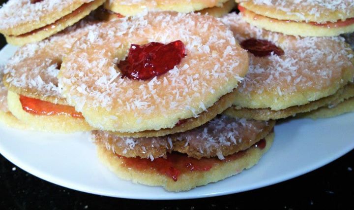 Raspberry Coconut Rings