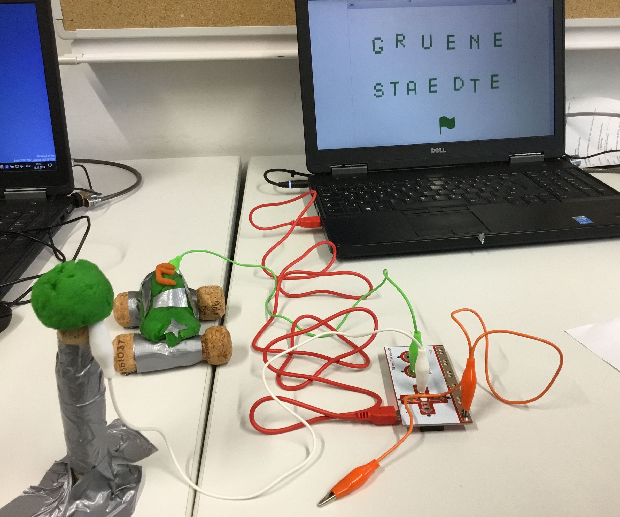 Modelling and Coding With Makey Makey and Scratch