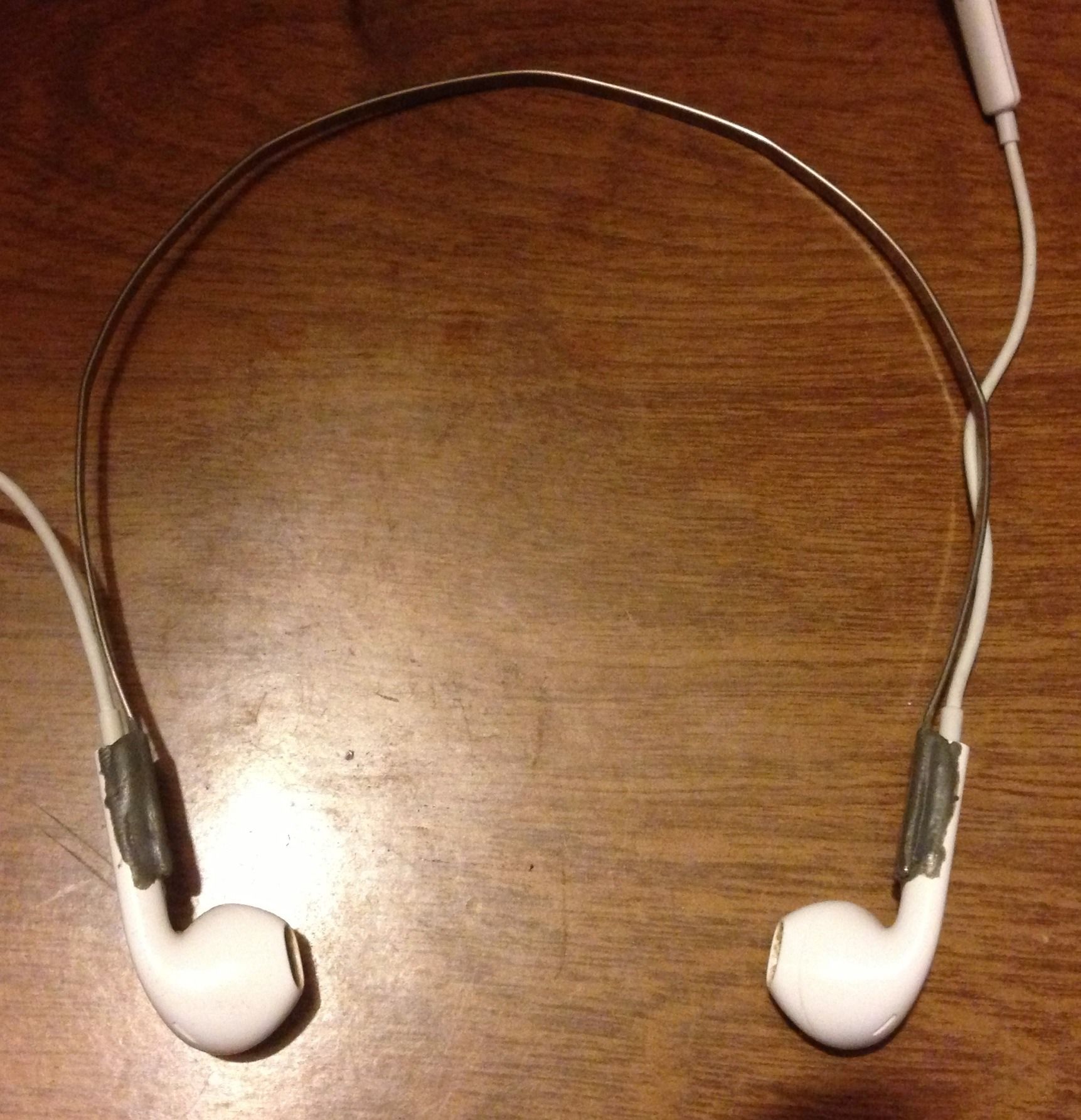 IPhone Earphone Hack/Fix