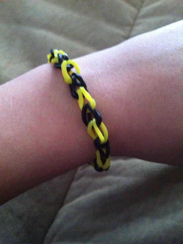 Chain Rubber Band Bracelet on Fun Loom!