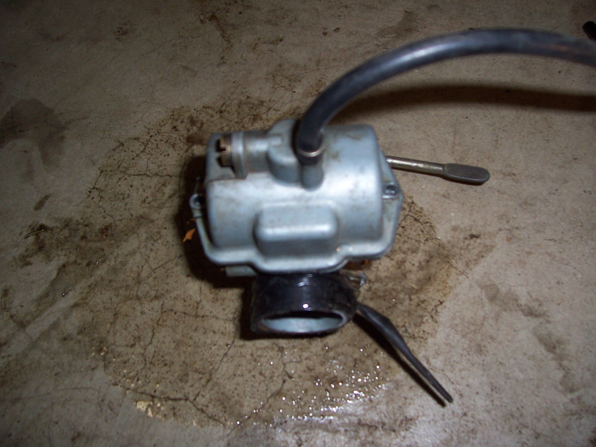 How to Clean a Dirtbike/4 Wheeler Carb and Lower Polution 16 Steps