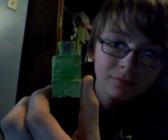 Minecraft creeper carving